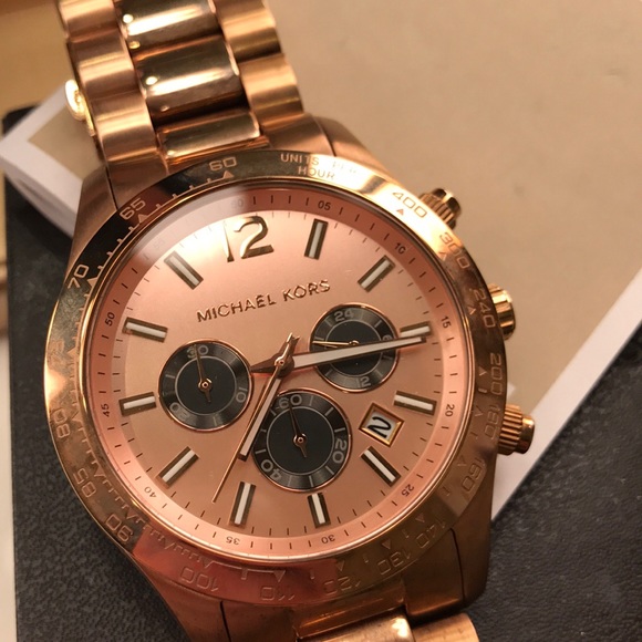 MICHAEL KORS Rose Gold Watch